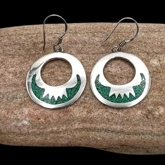 Vintage Mexico Sterling Silver Crushed Faux Turquoise Inlay Dangle Earrings - Picture 3 of 4